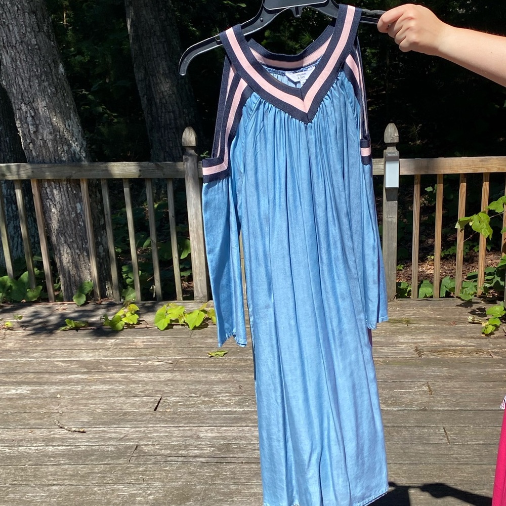 Crown and Ivy cold shoulder dress